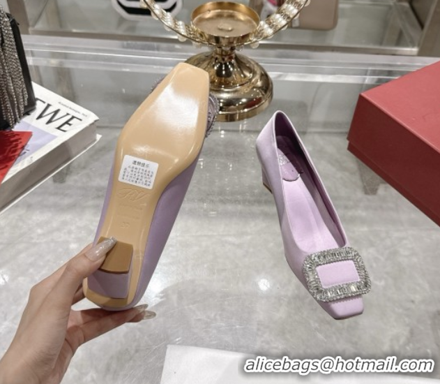 Durable Roger Vivier Belle Vivier Pumps in Satin with Crystal Buckle 4.5cm Heel Light Pink 5073113