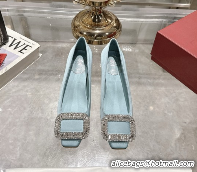 Luxurious Roger Vivier Belle Vivier Pumps in Satin with Crystal Buckle 4.5cm Heel Light Blue 5073114