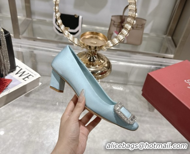 Luxurious Roger Vivier Belle Vivier Pumps in Satin with Crystal Buckle 4.5cm Heel Light Blue 5073114