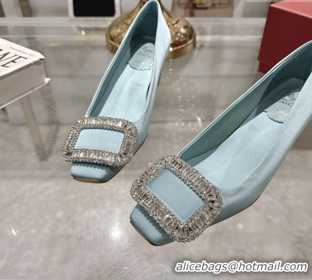 Luxurious Roger Vivier Belle Vivier Pumps in Satin with Crystal Buckle 4.5cm Heel Light Blue 5073114