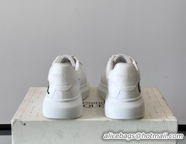Best Product Alexander McQueen Oversized Sneakers in Calfskin Leather AM03 White 5081503