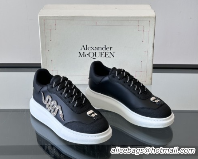 Pretty Style Alexander McQueen Oversized Sneakers in Calfskin Leather AM04 Black 5081504
