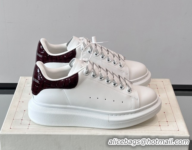 Unique Style Alexander McQueen Oversized Sneakers in Calfskin Leather AM05 White/Burgundy 5081505