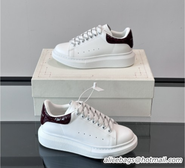 Unique Style Alexander McQueen Oversized Sneakers in Calfskin Leather AM05 White/Burgundy 5081505