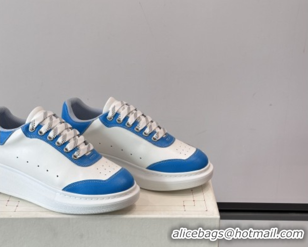 Modern Alexander McQueen Oversized Sneakers in Calfskin Leather AM07 White/Blue 5081507