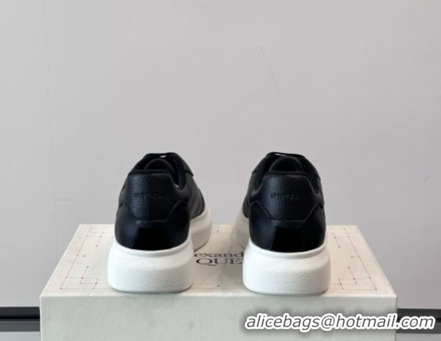 Buy Luxury Alexander McQueen Oversized Sneakers in Calfskin Leather AM22 Black 5081909