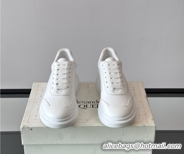 Low Cost Alexander McQueen Oversized Sneakers in Calfskin Leather AM23 White 5081910