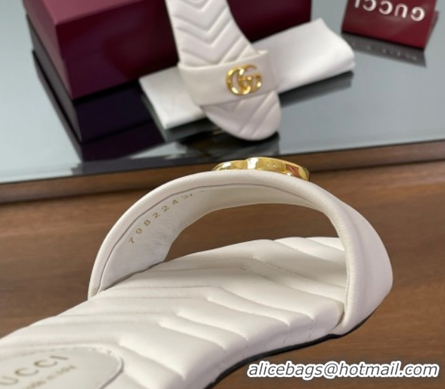 Shop Duplicate Gucci Leather Flat Slides Sandal with Double G White 832449