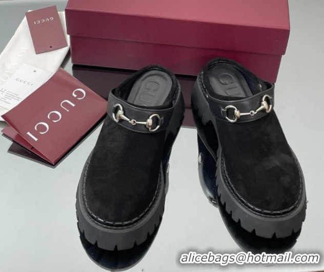 Luxurious Gucci Suede Mule with Horsebit 835829 Black