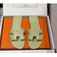Top Grade Hermes Classic Oran Flat Slides Sandal in Shiny Calfskin Light Green 0606130