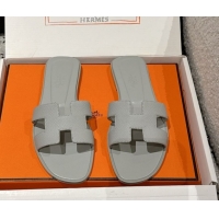 Purchase Hermes Classic Oran Flat Slides Sandal in Palm-Grained Leather Grey 0606148