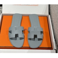 Sumptuous Hermes Classic Oran Flat Slides Sandal in Palm-Grained Leather Grey 0606147