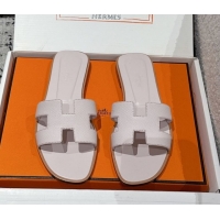 Luxury Hermes Classic Oran Flat Slides Sandal in Palm-Grained Leather Purple 0606165