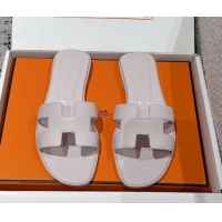 Luxurious Hermes Classic Oran Flat Slides Sandal in Palm-Grained Leather Powder Purple 0606170