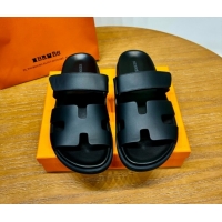 Luxurious Hermes Chypre Flat Sandals in Smooth Calfskin Black 061103