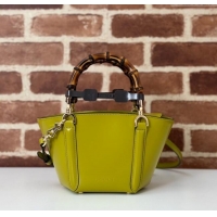 Luxurious Gucci Mini Bamboo Top Handle Tote Bag in Shiny Leather 805832 Pistacchio Green 2024