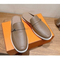 Sumptuous Hermes Likely Flat Mules in Grained Calfskin with Mini H Buckle Grey 2025 H252805