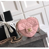 Traditional Specials Chanel Lambskin Heart Clutch with Chain AP2784 Light Pink 2025