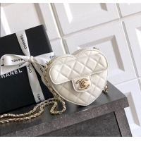 Buy Discount Chanel Lambskin Heart Clutch with Chain AP2784 White 2025