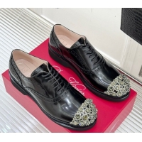 Sumptuous Roger Vivier Patent Leather Lace-up Shoes with Strass Toe Black 50429001