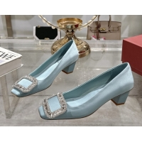 Luxurious Roger Vivi...