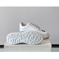 Durable Alexander McQueen Oversized Sneakers in Calfskin Leather AM14 White 5081514