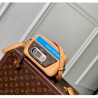 Buy Fashionable Louis Vuitton Mens Baladeur Wearable Wallet Mini Bag in Monogram Canvas M14062 2025