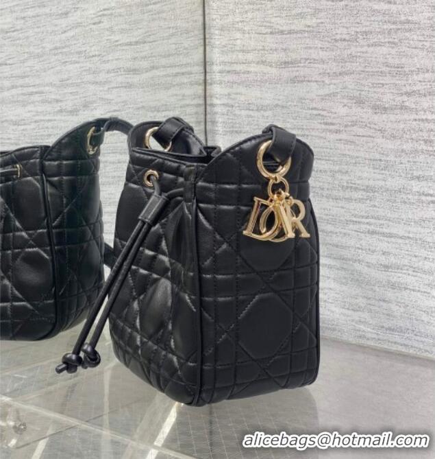 Famous Brand Dior Small D-Motion Bag in Macrocannage Lambskin 2851 Black 2025