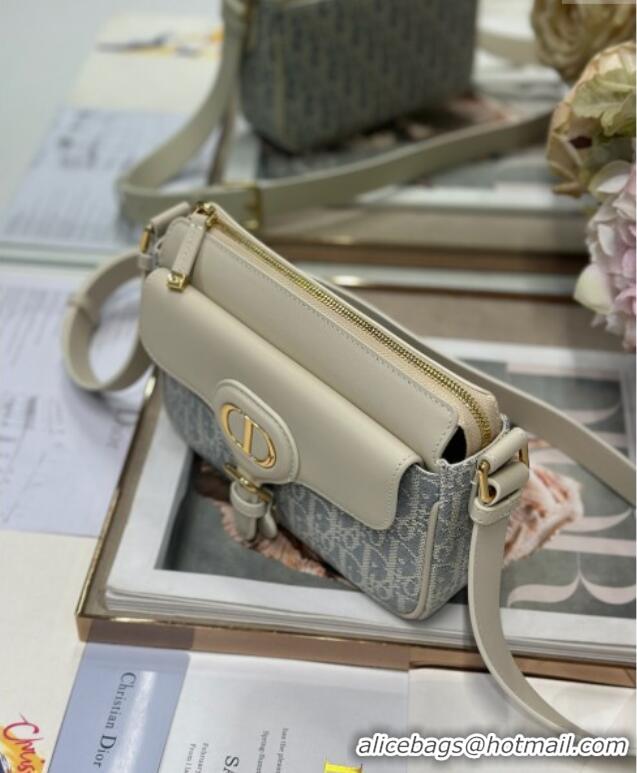 Super Quality Dior Small 30 Montaigne Pocket Bag in Blue Oblique Chambray with Raffia Effect and White Calfskin 6027 202