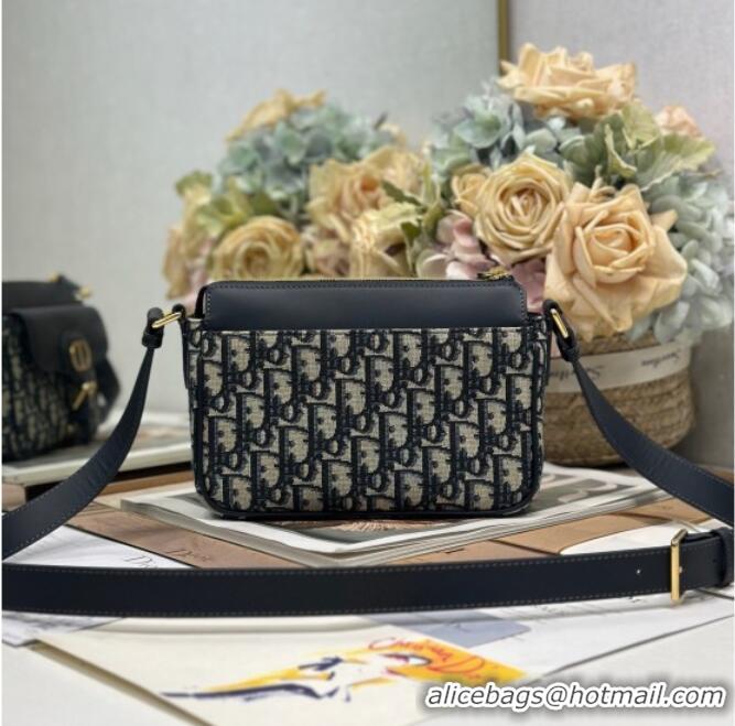 Discount Dior Small 30 Montaigne Pocket Bag in Oblique Jacquard and Smooth Calfskin 6027 Blue 2025