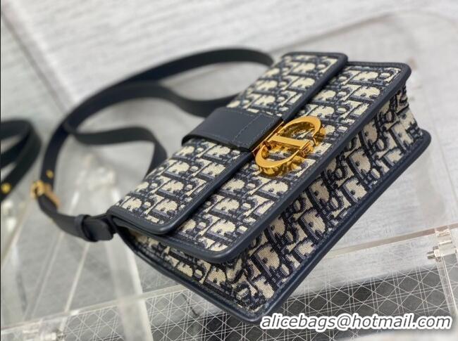 Classic Dior Small 30 Montaigne Bag in Blue Dior Oblique Jacquard M9074 2025