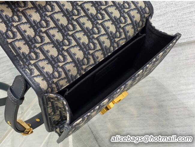 Classic Dior Small 30 Montaigne Bag in Blue Dior Oblique Jacquard M9074 2025