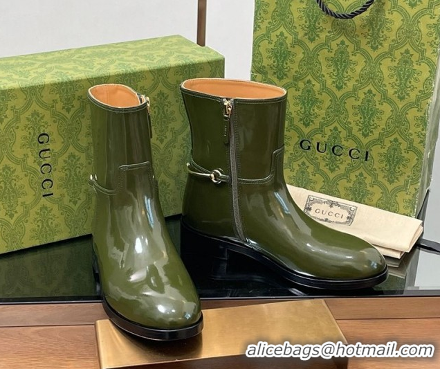 Pretty Style Gucci Shiny Leather Flat Ankle Boots with Slim Horsebit Green 2025 805312