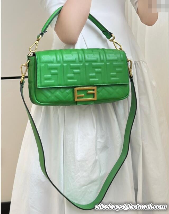 Famous Brand Fendi Baguette Medium Nappa Leather Bag 0135M Green 2025