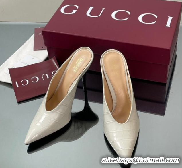 Good Looking Gucci V Heel Mules 10.5cm in Stone Embossed Leather White 2025 GG082801