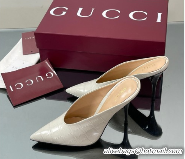 Good Looking Gucci V Heel Mules 10.5cm in Stone Embossed Leather White 2025 GG082801
