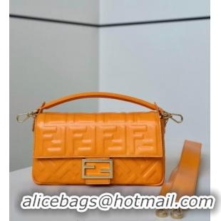 Trendy Design Fendi Baguette Medium Nappa Leather Bag 0135M Light Orange 2025