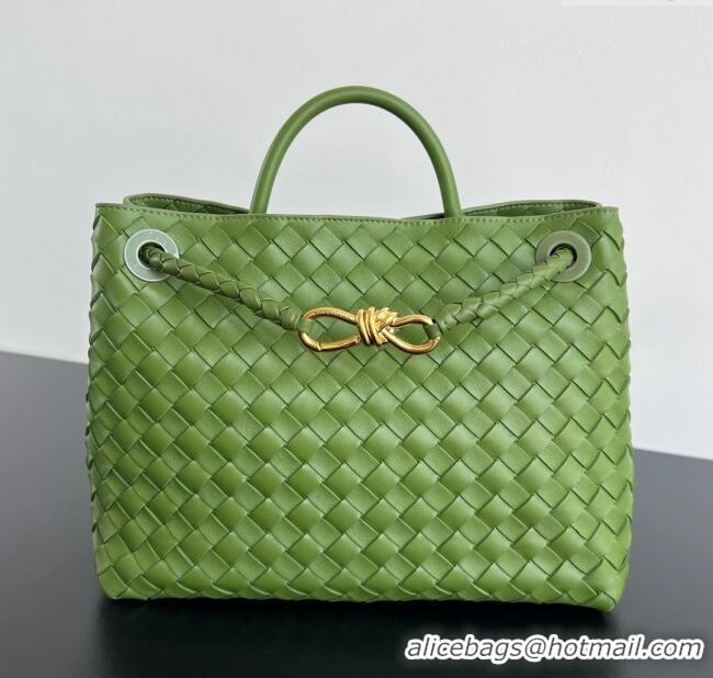 New Style Bottega Veneta Medium Andiamo Top Handle Bag in Intrecciato Leather 743572 Matcha Green 2025