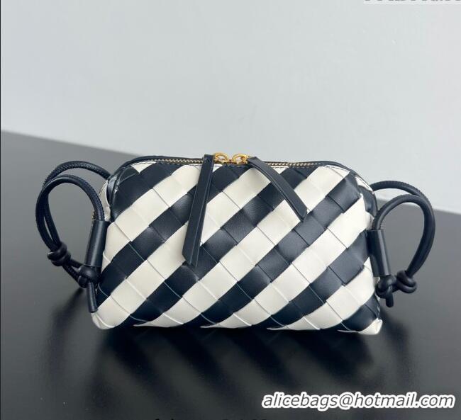 Unique Grade Bottega Veneta Intrecciato Leather Concert Pouch Mini Bag 794258 Space Blue /chalk White 2025