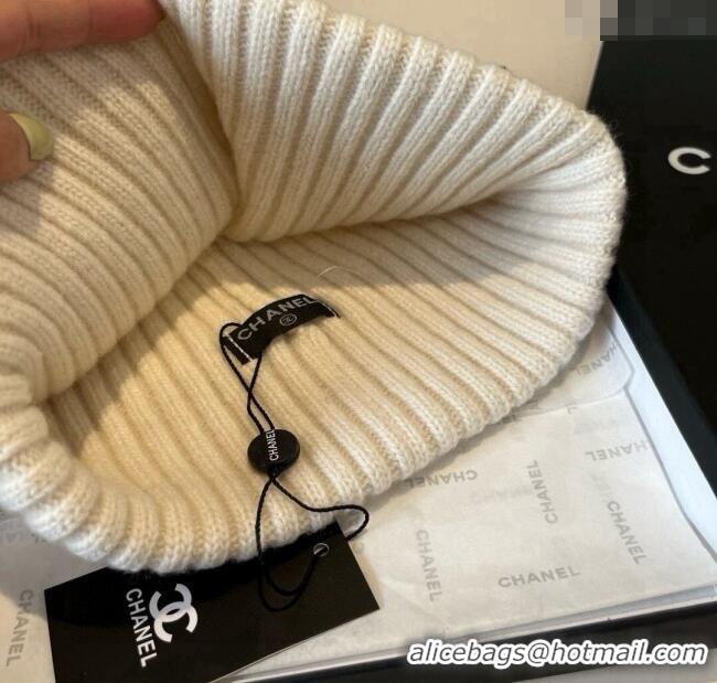 Luxury Classic Chanel Knit Hat with Maxi CC CH0909090 White 2025