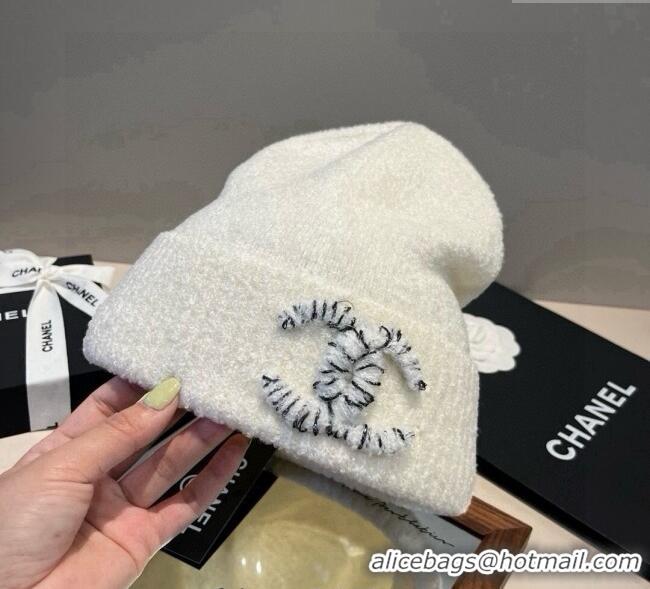 Luxury Discount Chanel Knit Hat with Maxi CC CH0909091 White 2025