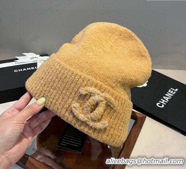 Best Product Chanel Knit Hat with Maxi CC CH0909091 Yellow 2025