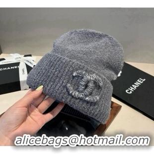 Best Product Chanel Knit Hat with Maxi CC CH0909091 Grey 2025