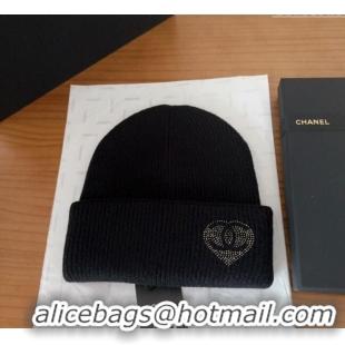 Luxury Classic Chanel Knit Hat with Heart CH0909092 Black 2025
