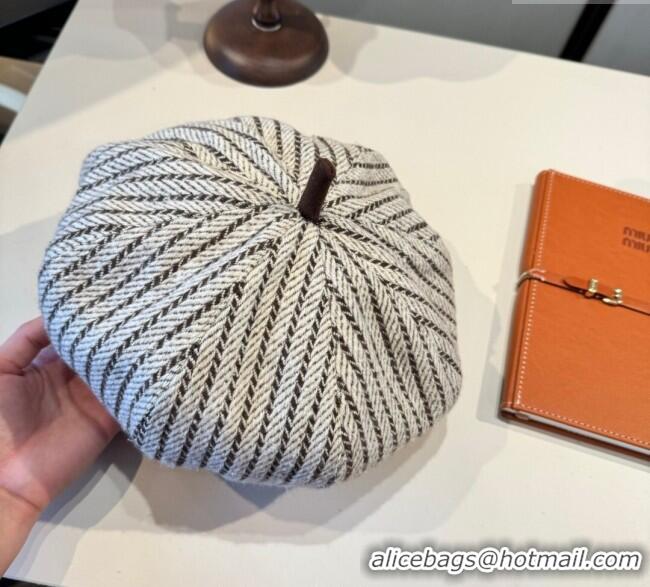 Inexpensive Burberry Corduroy Beret Hat BR090905 White/Brown 2025