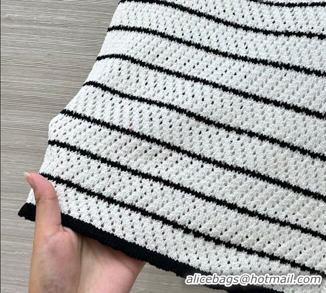Newly Launched Chanel Knit Vest 061105 White 2025