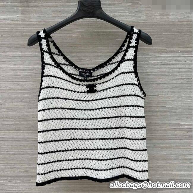 Newly Launched Chanel Knit Vest 061105 White 2025