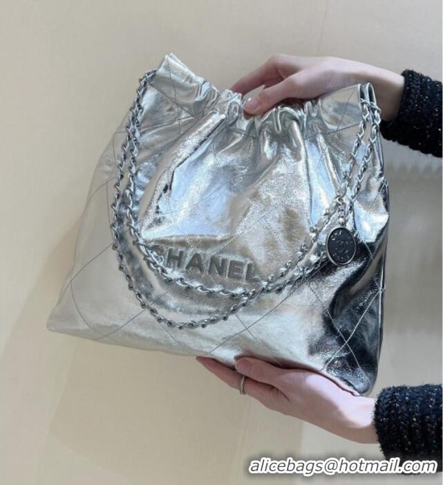 Buy Fashionable Chanel 22 Bag in Metallic Calfskin AS3261 Silver 2025 Top Quality