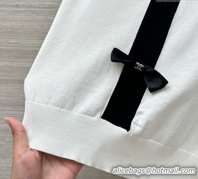 ​Market Sells Chanel Vest with Bow CH061112 White 2025