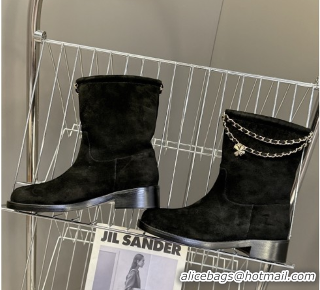 Durable Chanel Suede Flat Ankle Boots 3.5cm with Dropped Chain Black 0830006